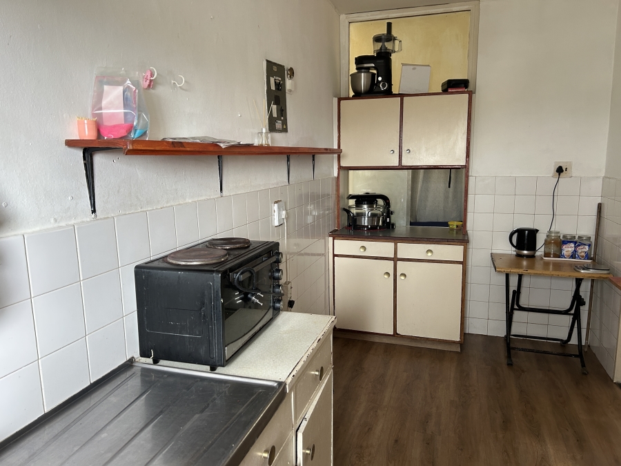 1 Bedroom Property for Sale in Loumar Western Cape